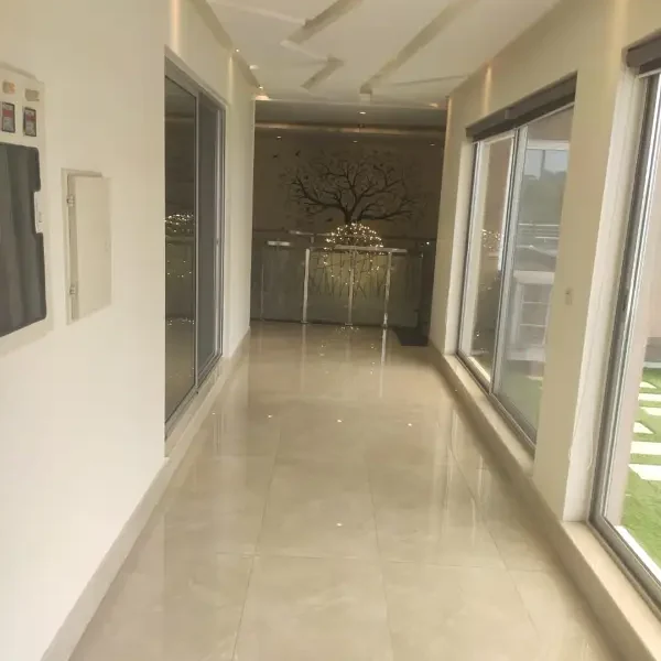 56 MARLA IDEAL LOCATION HOUSE UP FOR SALE