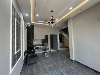 8 Marla Beautiful Ground Floor Available
