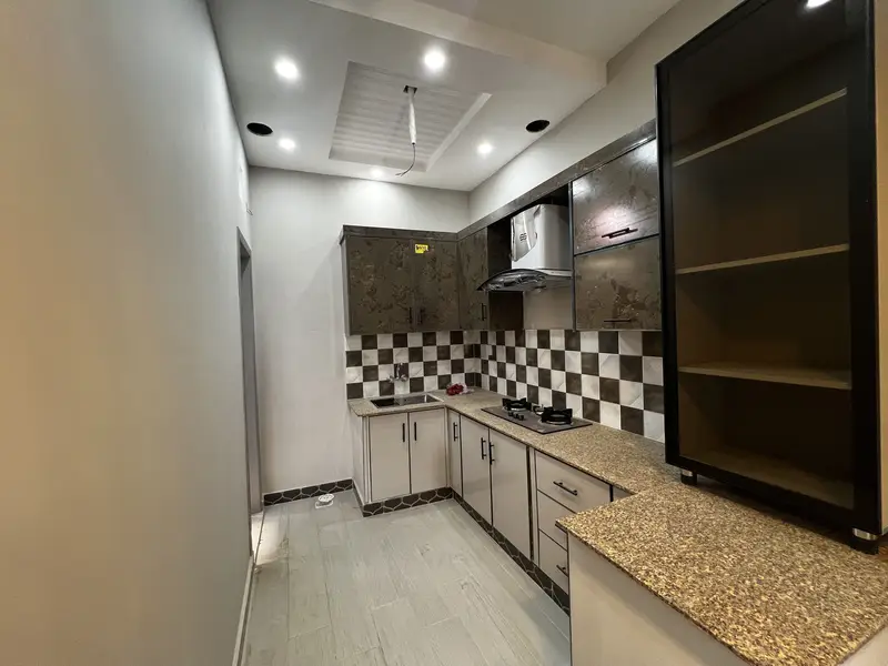 8 Marla Beautiful Ground Floor Available