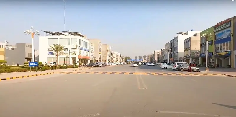 A Spacious 50 Marla Commercial Plot In Raiwind Road