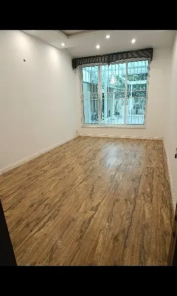 Beautiful Renovated House In Main Cantt