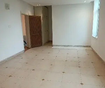 Beautiful Renovated House In Main Cantt