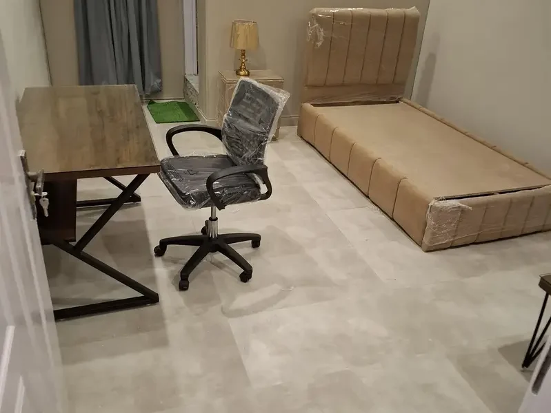 boys hostel executive rooms for rent in chinar residency