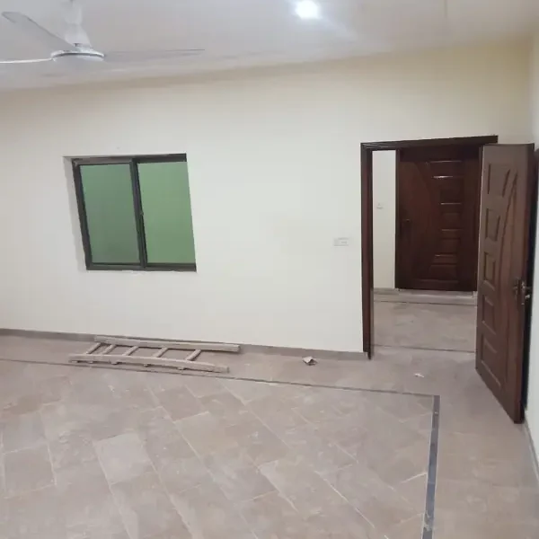 Brand new office space for rent in model town link road