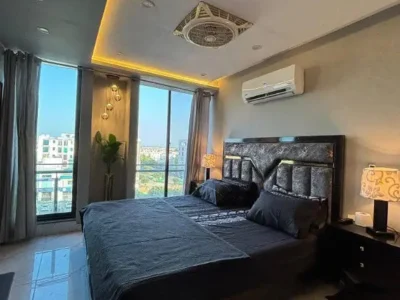 Elite living luxury stort stay apartment behria town Lahore 03001893480