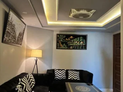 Elite living luxury stort stay apartment behria town Lahore 03001893480