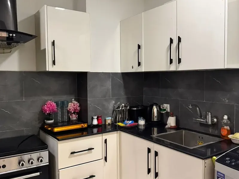 Fully Furnished 3 Bed Apartment | Prime Location | For Sale