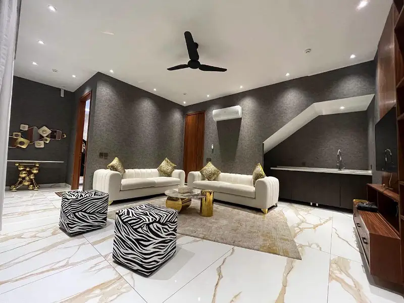 furnished apartmetn