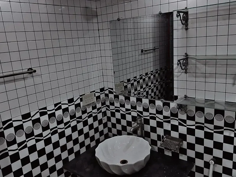Girls Hostel for Rent - Safe, Clean & comfortable | Near New Airport