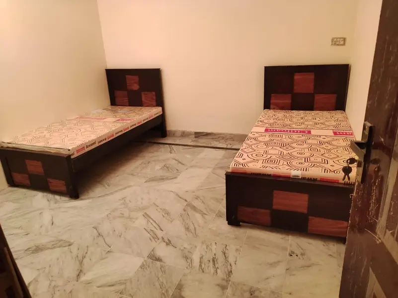 Maheen Villa Girls Hostel