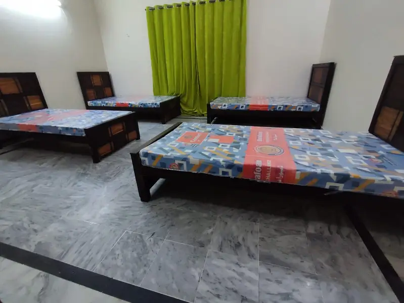 Maheen Villa Girls Hostel