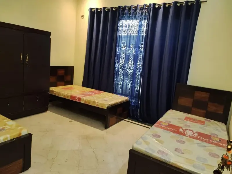 Maheen Villa Girls Hostel