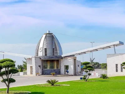Main 200ft Road 8 Marla Commercial Plot For sale In G6 Block Bahria Orchard Phase 4
