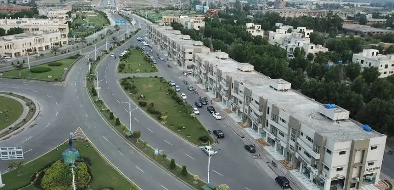 Main 200ft Road 8 Marla Commercial Plot For sale In G6 Block Bahria Orchard Phase 4