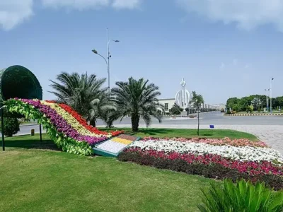 Main 200ft Road 8 Marla Commercial Plot For sale In G6 Block Bahria Orchard Phase 4