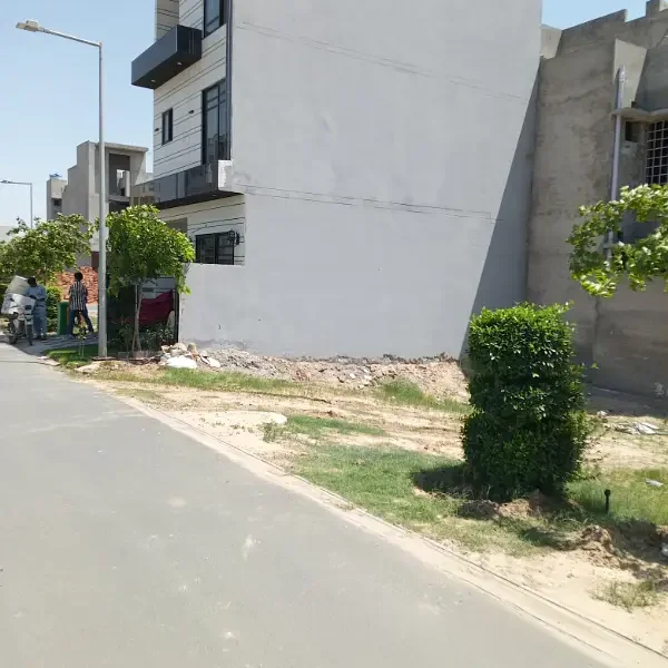 Near To Plot 48 G For Sale