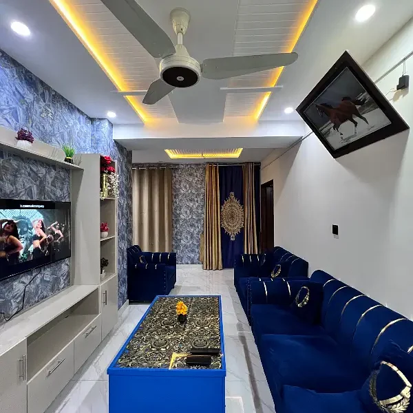 One bedroom apartment flat room for rent short stay