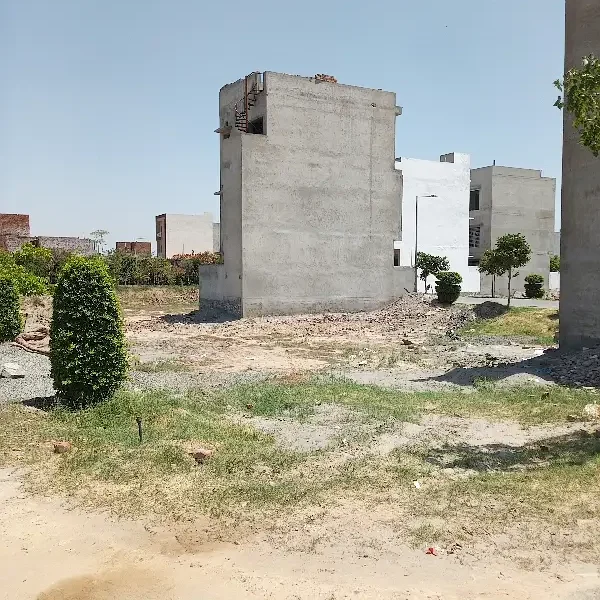 Plot For Sale Near To Plot # 280 E