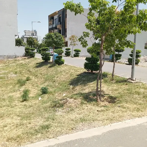 Plot For Sale Near To Plot # 280 E