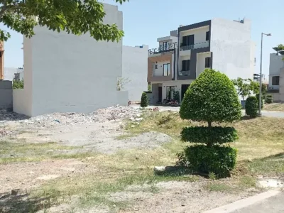 Plot For Sale Near To Plot # 280 E