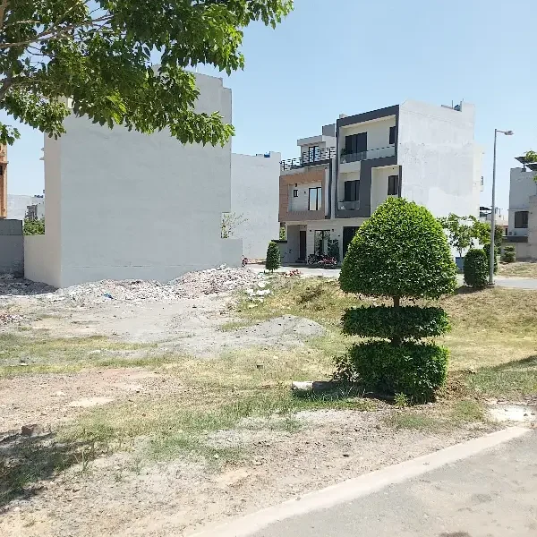 Plot For Sale Near To Plot # 280 E