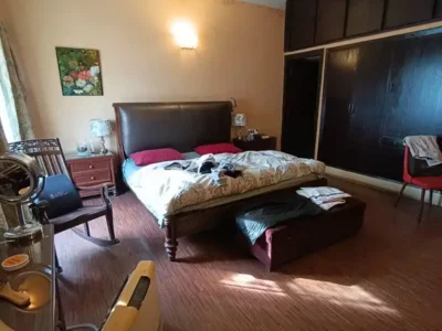 PLOT PRICE BUNGALOW IN MAIN CANTT