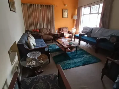 PLOT PRICE BUNGALOW IN MAIN CANTT