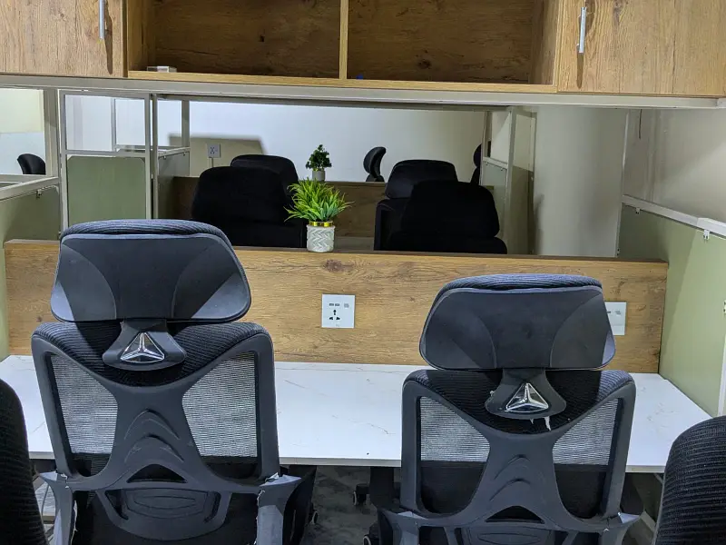 Premium Fully Furnished Office for Rent in Johar Town | 3035 Seats | Move-in Ready