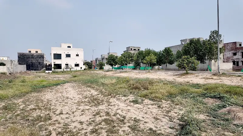 Premium Prime Location 10 Marla Residential Plot Is Available For sale In Lahore