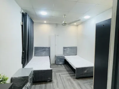 Signature Stay hostel Girls