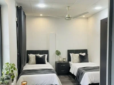 Signature Stay hostel Girls