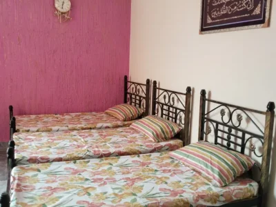 Tehreem Steller Girls Hostel Muslim Town Wahdat Road