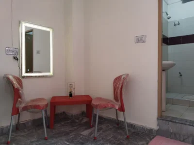 Tehreem Steller Girls Hostel Muslim Town Wahdat Road