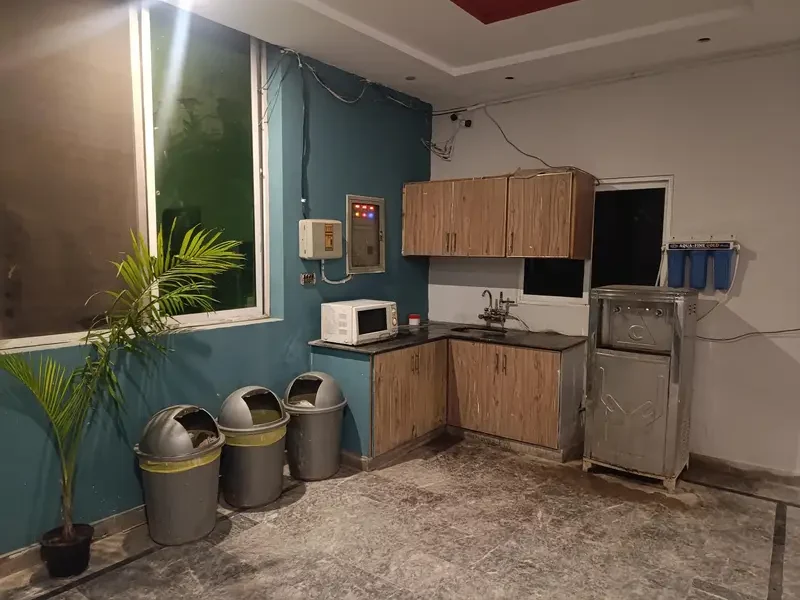 The Residence Boys Hostel LDA Avenue 1, Shershah Colony Raiwind Road