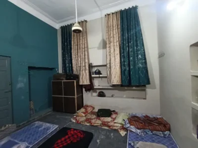 The Residence Boys Hostel Near UET, Baghbanpura Orange Line Train Stn