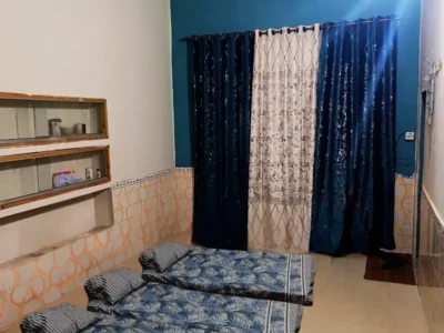 The Residence Boys Hostel Near UET, Baghbanpura Orange Line Train Stn