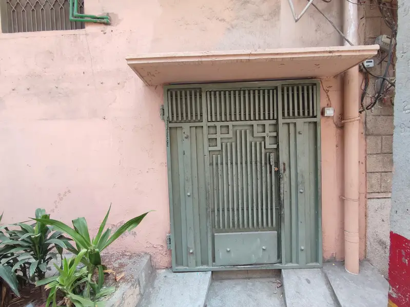 The Residence Boys Hostel Near UET, Baghbanpura Orange Line Train Stn