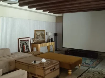 Three Side Open Livable Banglow In Main Cantt