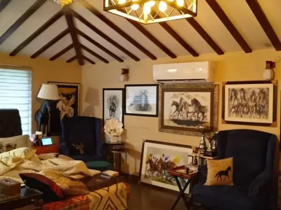 Three Side Open Livable Banglow In Main Cantt