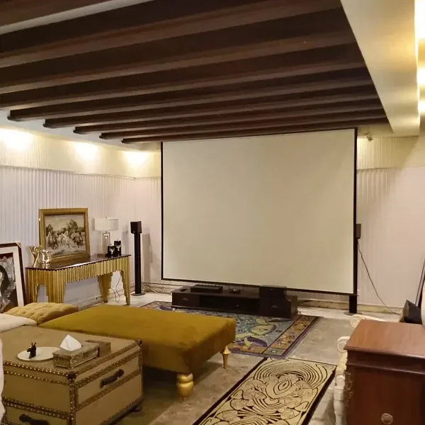 Three Side Open Livable Banglow In Main Cantt