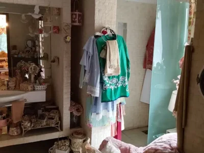 Three Side Open Livable Banglow In Main Cantt
