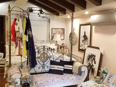 Three Side Open Livable Banglow In Main Cantt