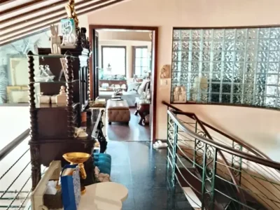 Three Side Open Livable Banglow In Main Cantt