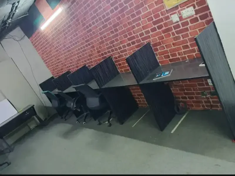 Vip fully furnished office for rent