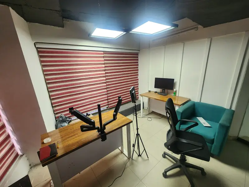 Vip fully furnished office for rent
