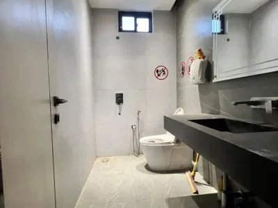 VIP Main Road 1 Kanal Building For Rent | Ground + 2 Floors + Basement Parking