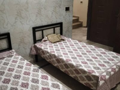 AL NiSA Girls Hostel Johar Town