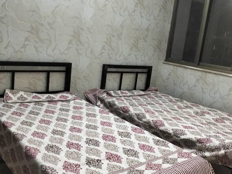 AL NiSA Girls Hostel Johar Town