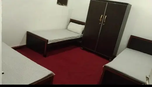 Garden Girls Hostel Lahore