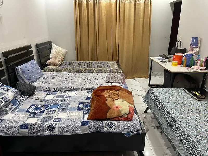 Girls Hostel Available Near PIFD University Johar Town